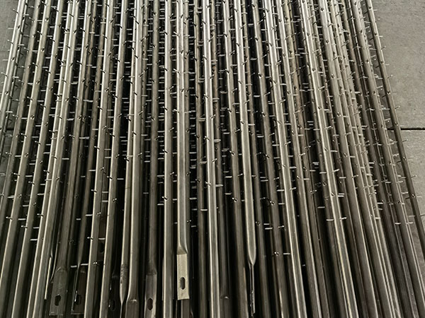 Rigid Spiked Pipes Discharge Electrode